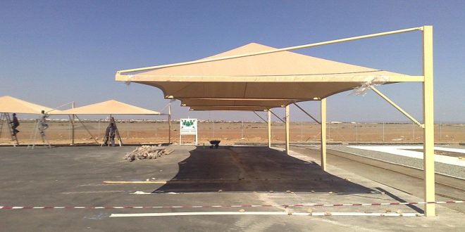 مظلات البولي اثيلين