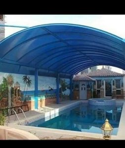 سواتر ومظلات مسابح تغطية وحماية المسبح