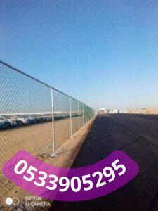 تنفيذ شبوك بأحجام مختلفة